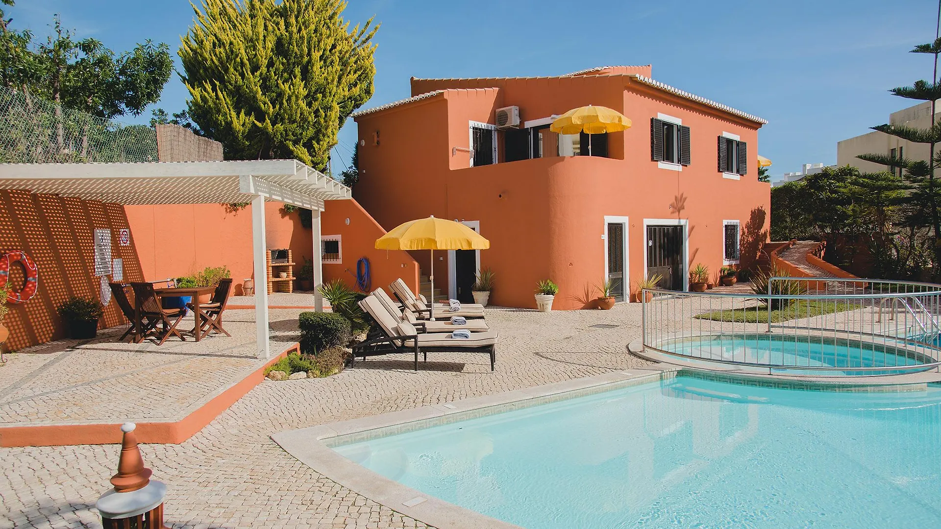 לאגוּ‏ש Villa Mar Azul 3*,